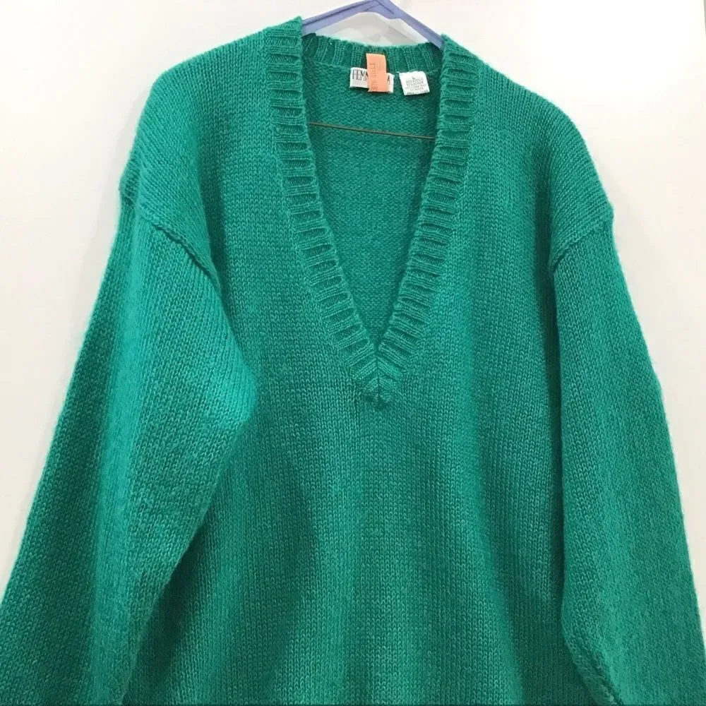 beautiful green